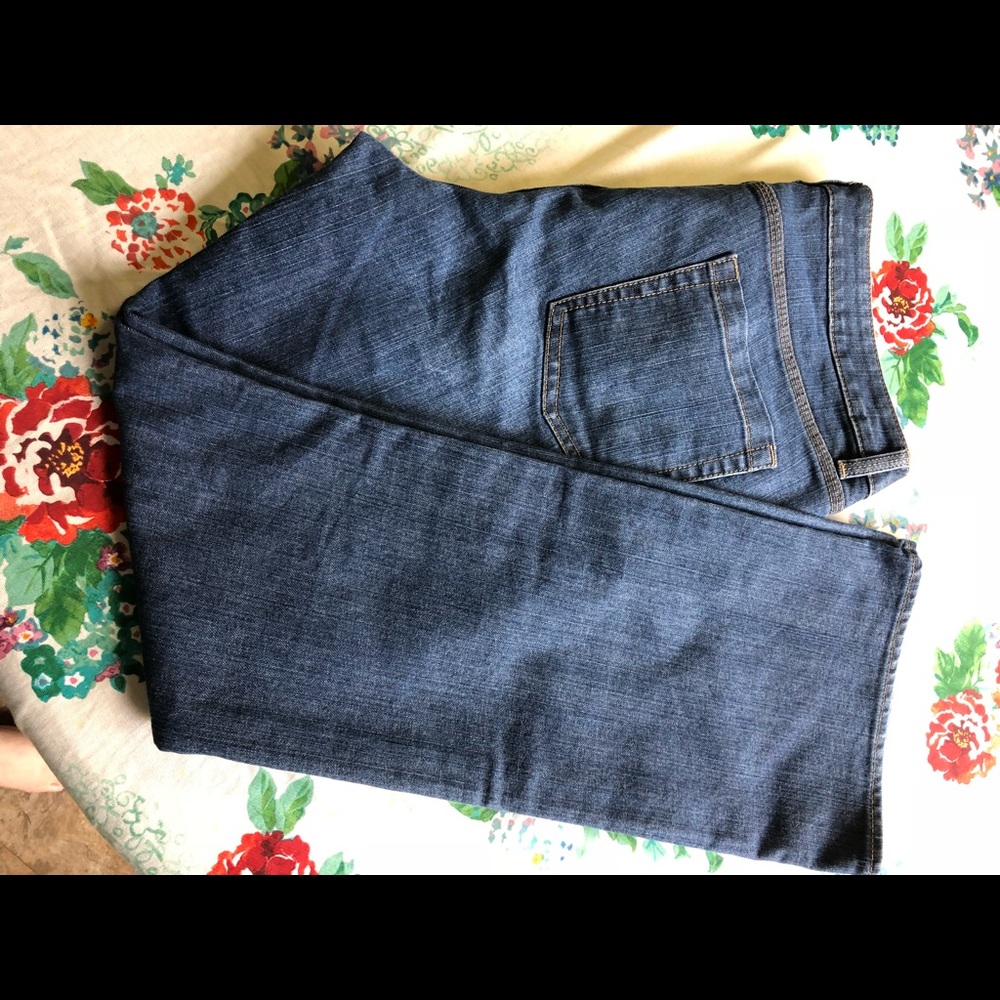 Curvy boot cut jeans